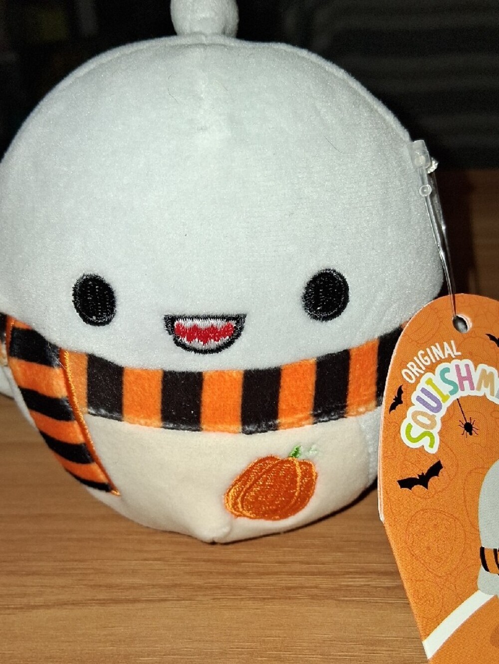 Squishmallows White Plush Shark with Orange and Black Striped Scarf - Picture 4 of 7